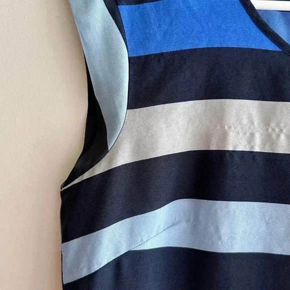 The Limited Horizontal Striped Tank Top, Blue and Teal Stripes Shirt, Size XS - Picture 8 of 16